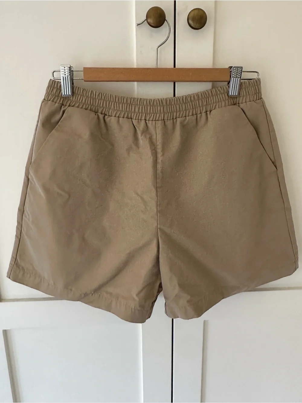 KULE ‘Corbin’ Shorts Beige Khaki Small - Picture 4 of 8